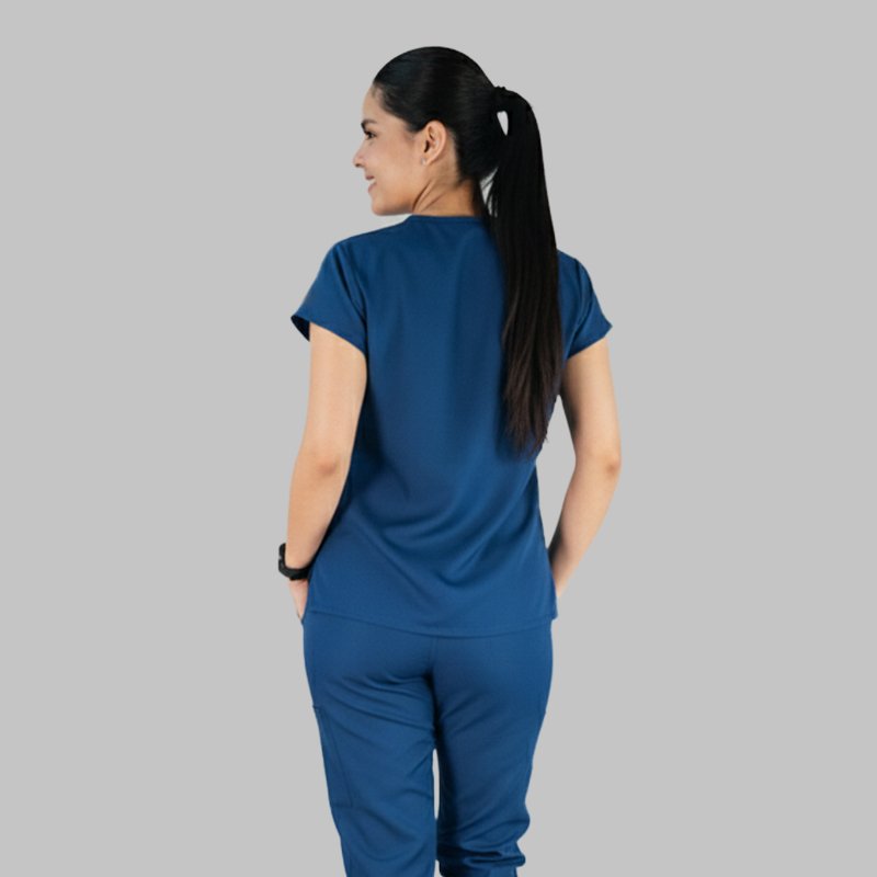 uniforme-medico-valencia-carabobo-damas-estudiantes-profesionales-kado